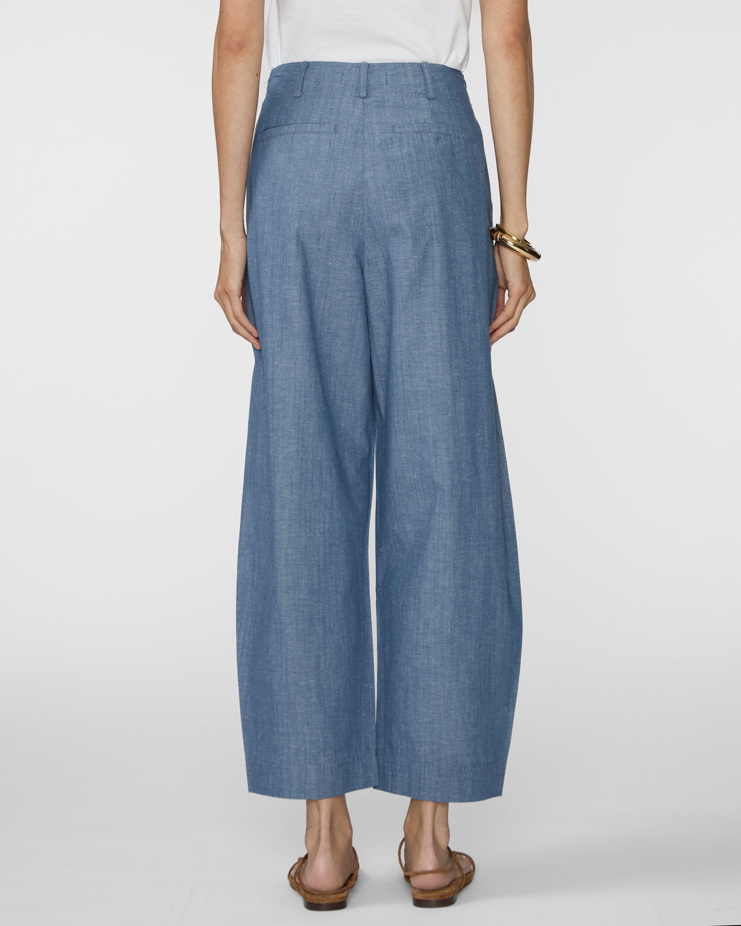 APIECE APART Bari Crop Trouser in Chambray