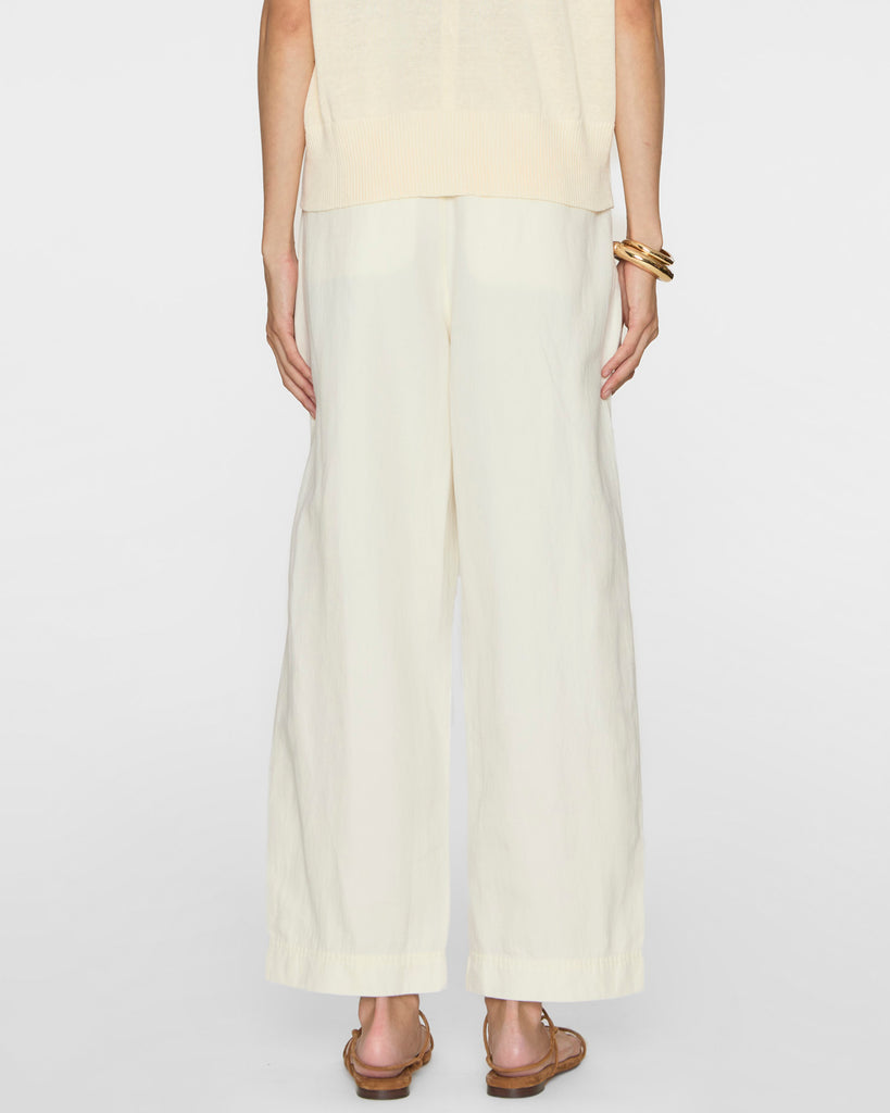 APIECE APART Bari Crop Trouser in Cream