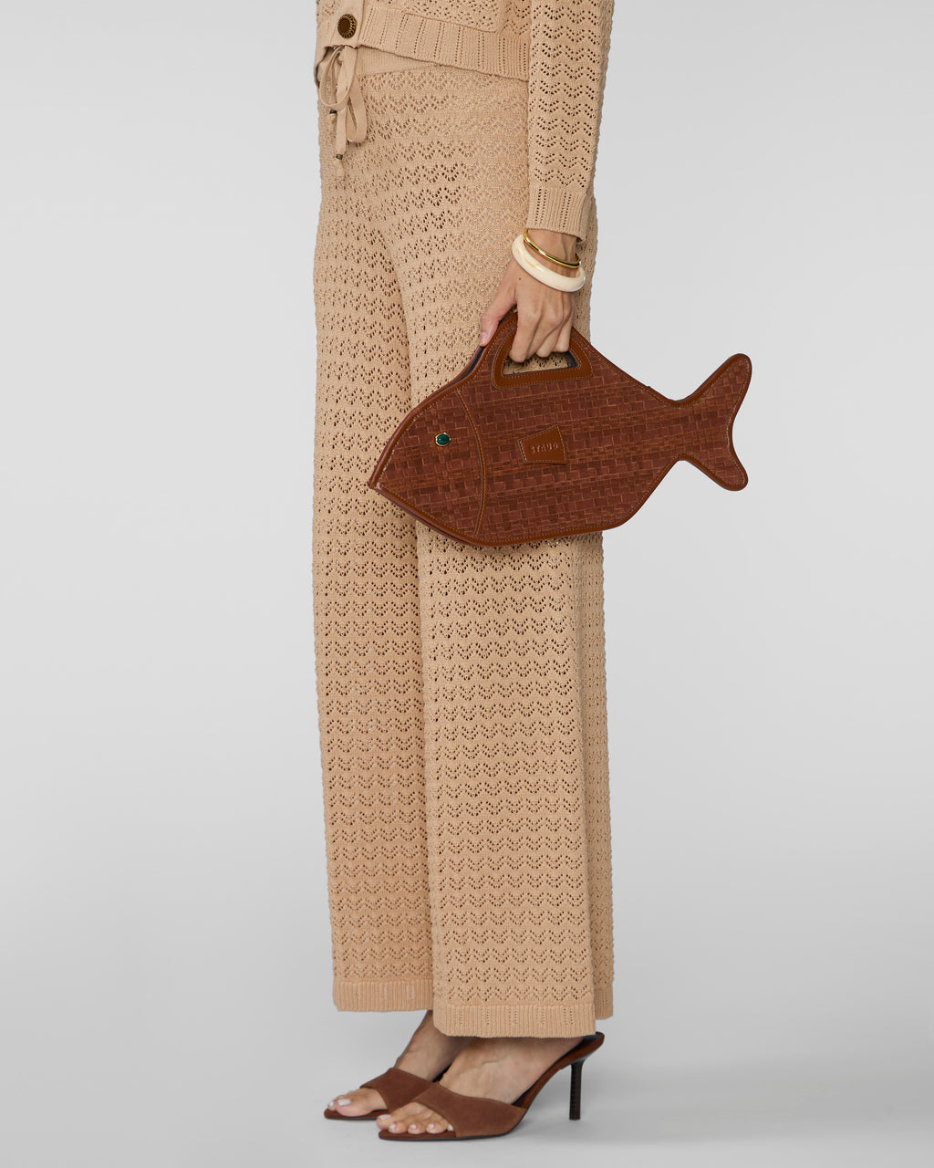 STAUD Cleo Fish Bag in Tabac