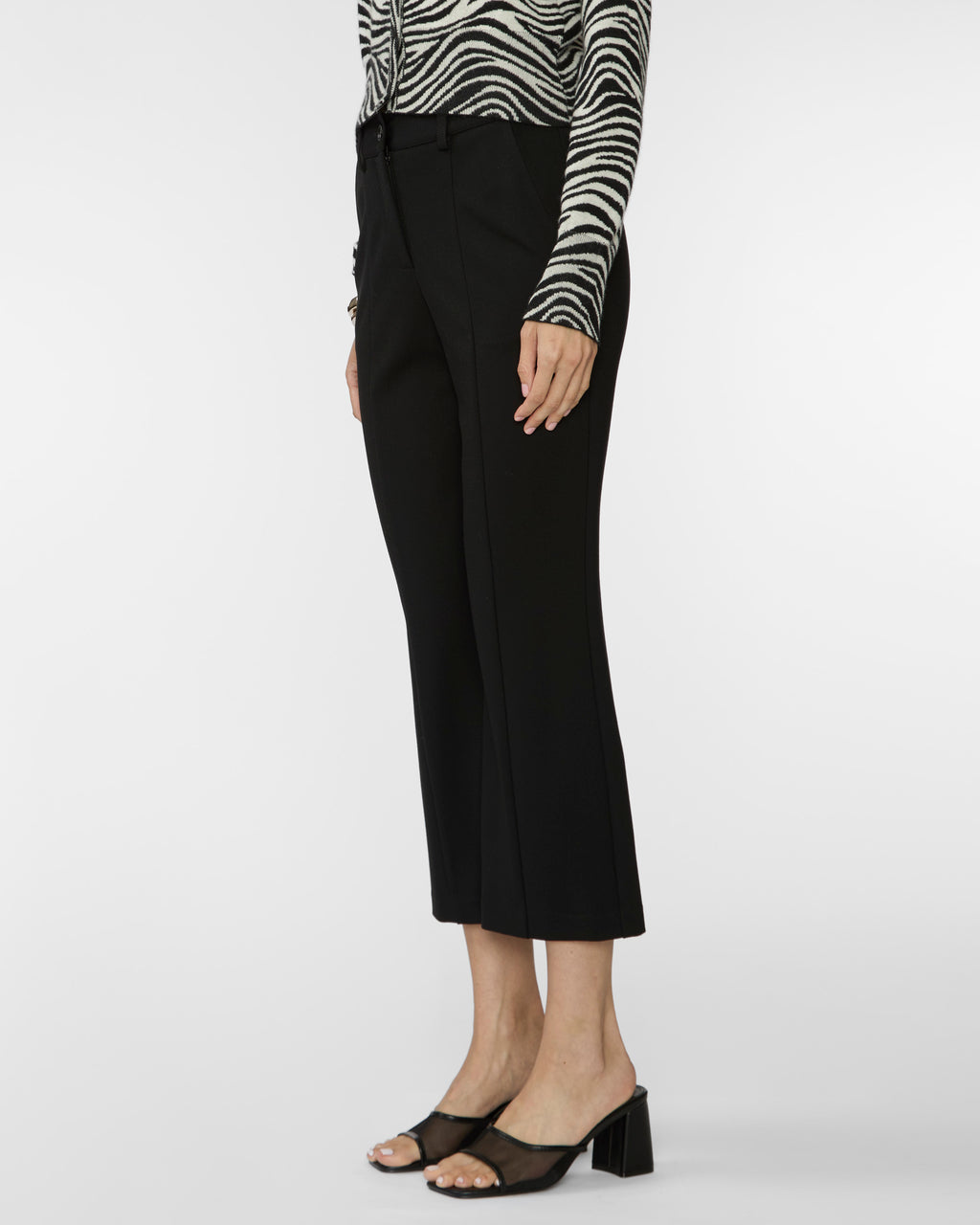 DREW Marianna Pants in Black
