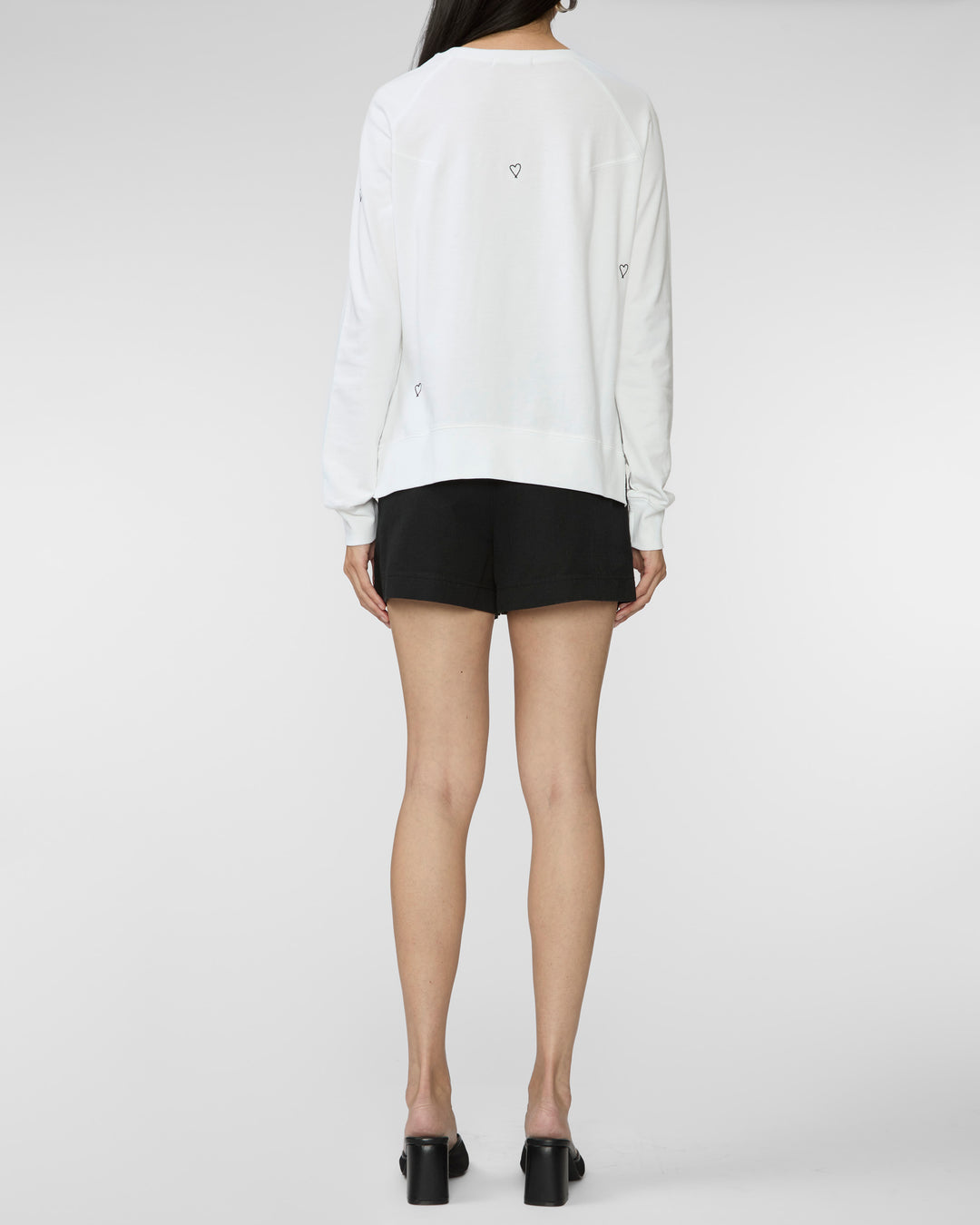 CATHERINE GEE Embroidered Heart Sweatshirt in White
