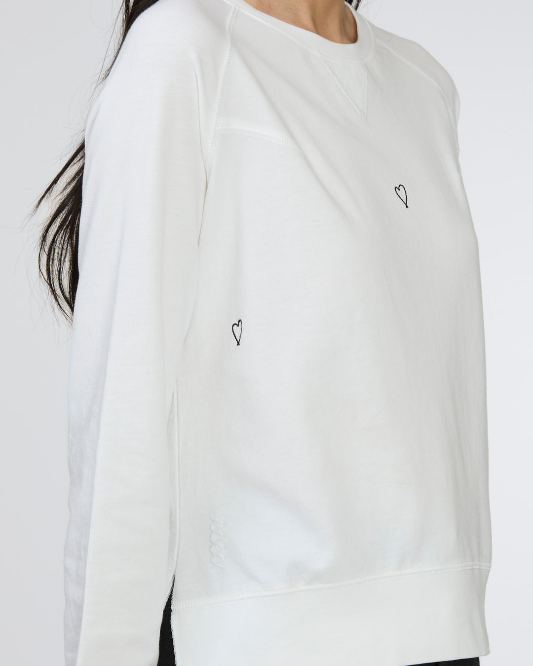 CATHERINE GEE Embroidered Heart Sweatshirt in White