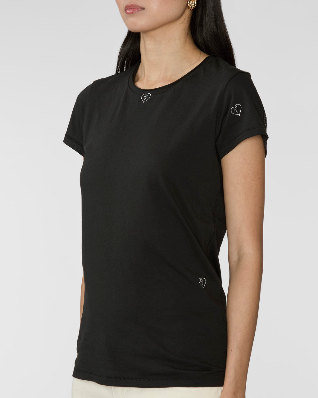 CATHERINE GEE Embroidered Cotton T-Shirt in Bolt Heart
