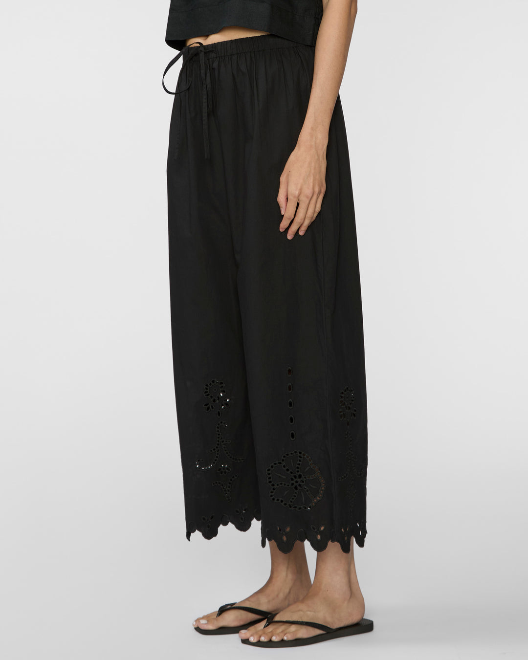 APIECE APART Embroidered Kari Pull On Pant