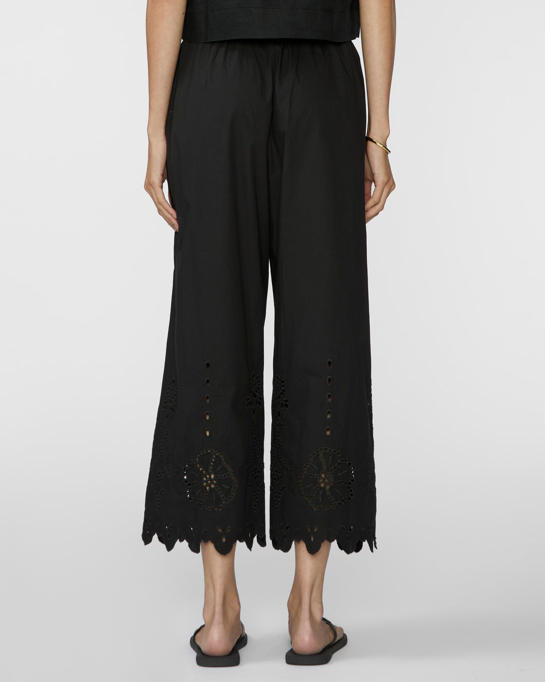 APIECE APART Embroidered Kari Pull On Pant