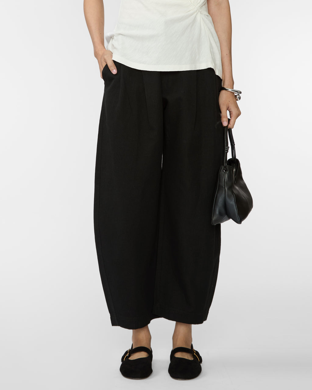 Everyday Pull-On Pant in Black