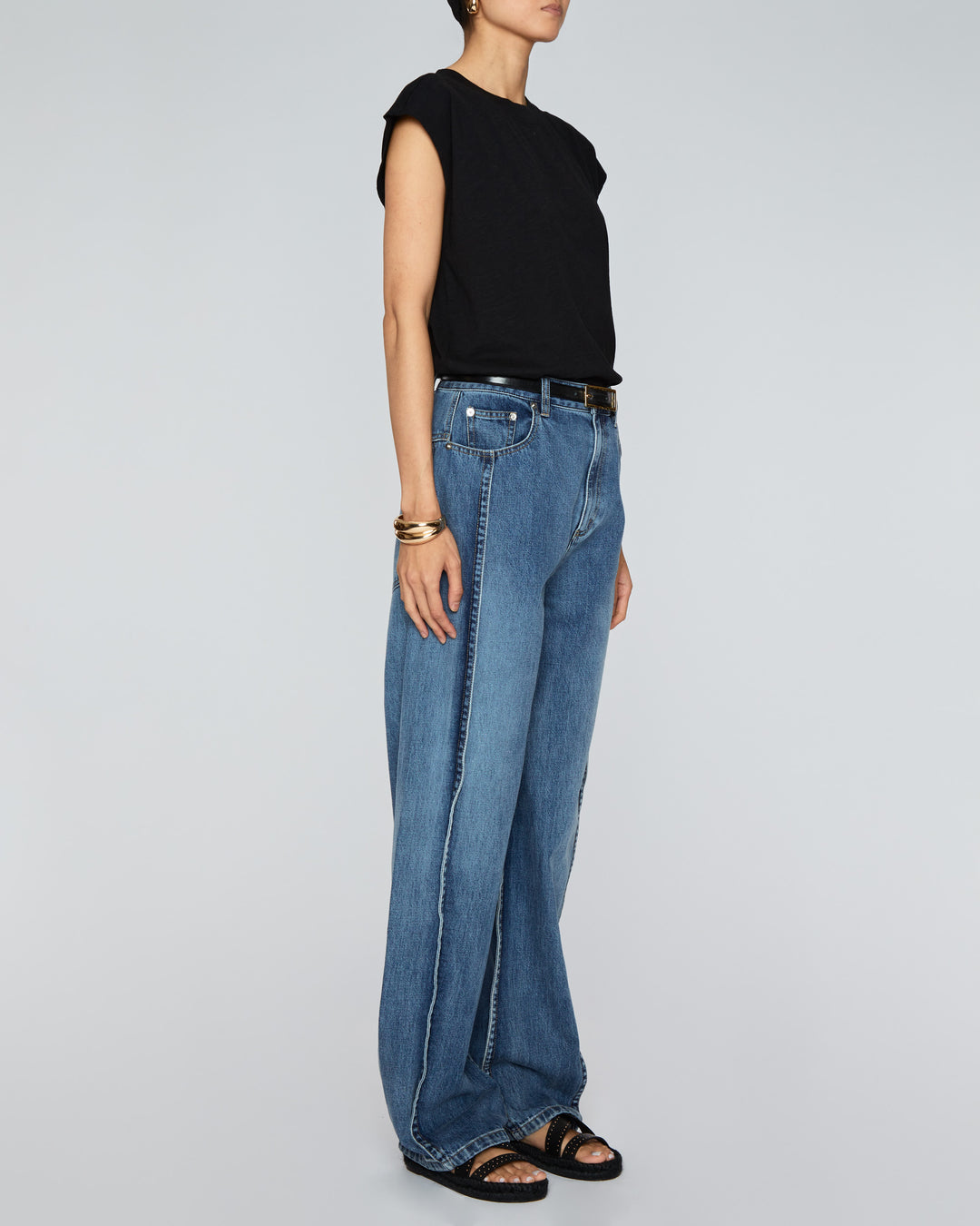 APIECE APART Fuerza Tee in Black