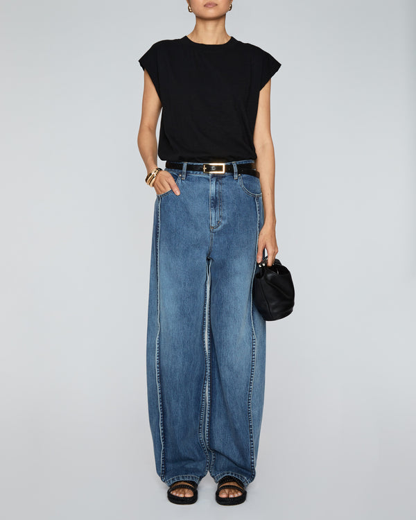 APIECE APART Fuerza Tee in Black