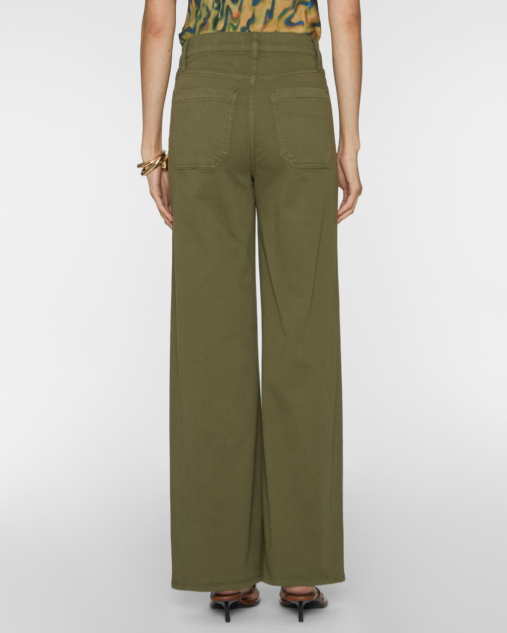 FRAME Le Slim Palazzo Modernist Pocket in Grasshopper