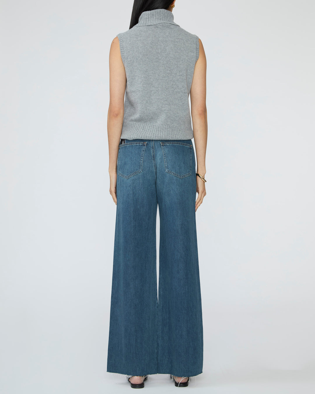 VERONICA BEARD Mazzy Cashmere Shell
