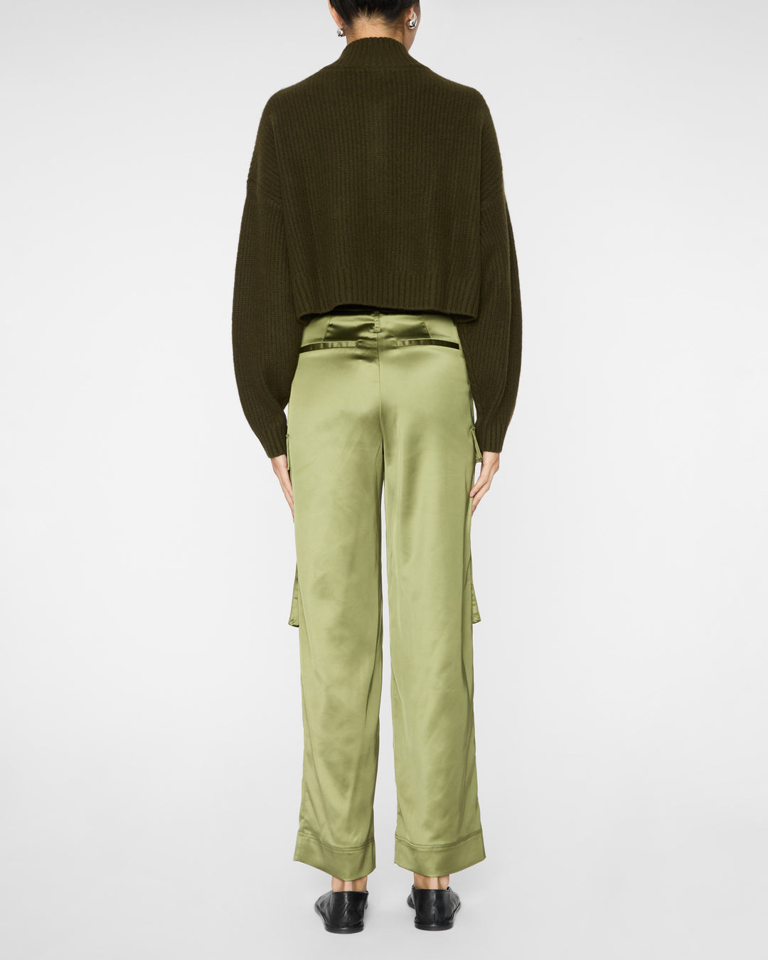 STAUD Cropped Hampton Cashmere Sweater in Olive