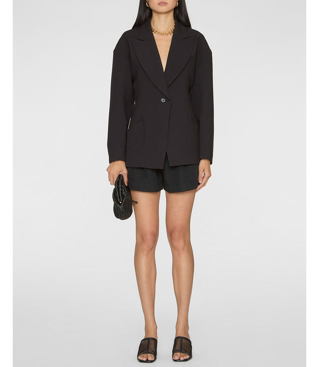 The Overarching Philosophy of Fall Fashion Trends 2025