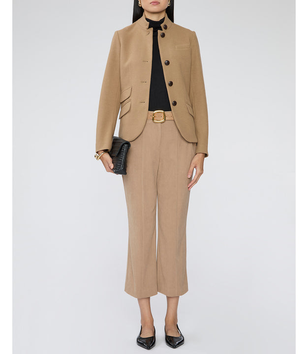 5. The Polished Blazer (Outerwear Edition)