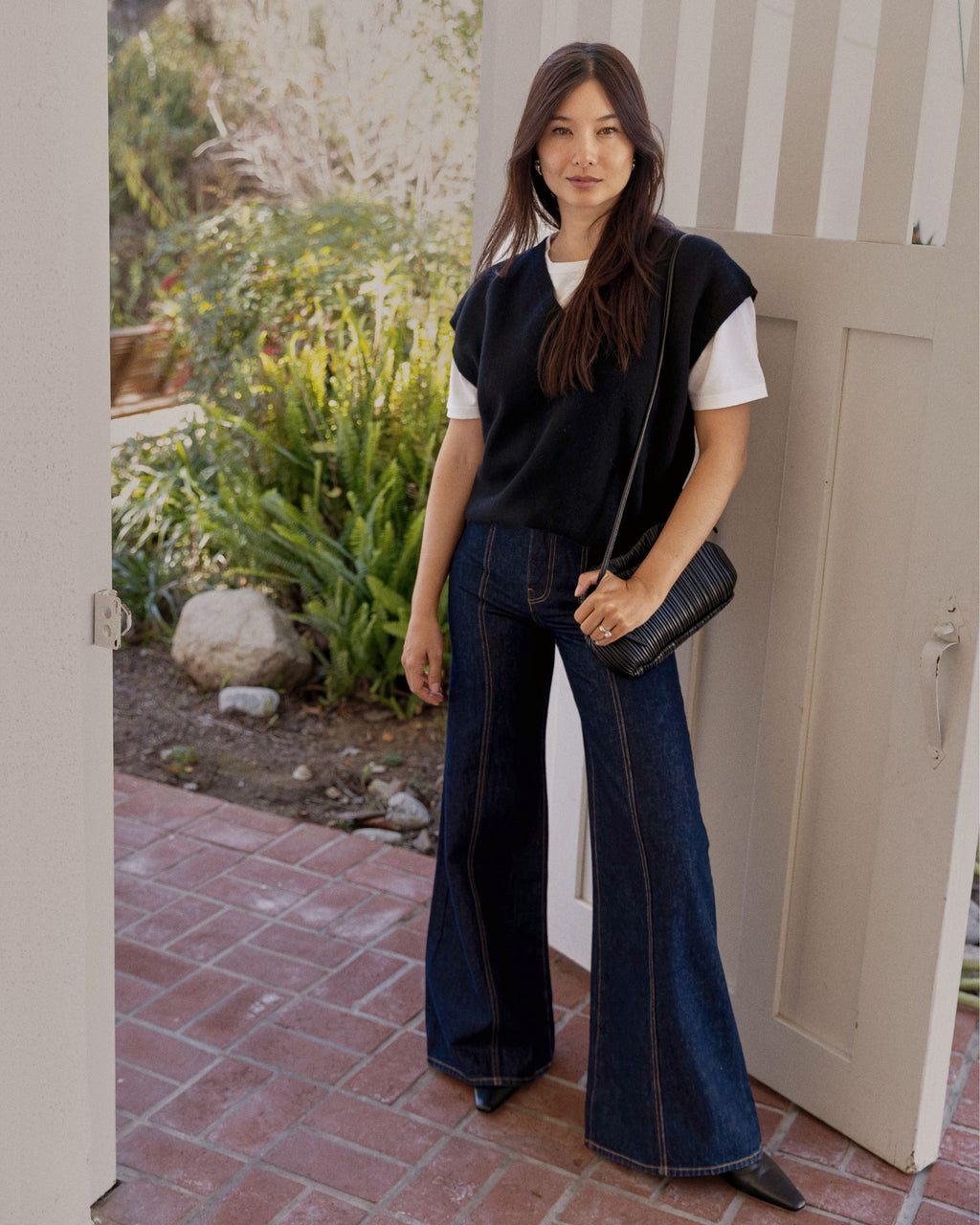 LISA YANG Navarra Vest in Black