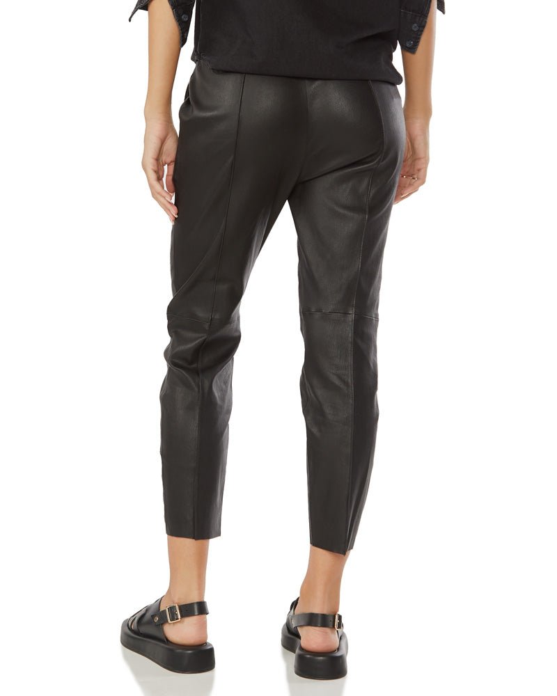 SPRWMN Slim Jogger with Pockets